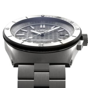 FORTIS Marinemaster M-40 Rockstone Gray auf Block Bracelet F.812.0006