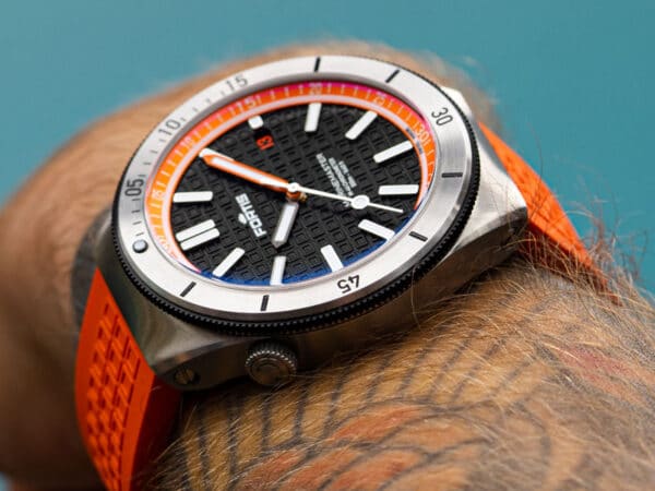 FORTIS Marinemaster M-44 Amber Orange auf Horizon Strap F.812.0013