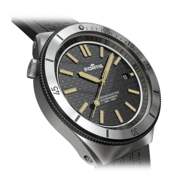 FORTIS Marinemaster M-44 Black Resin auf Horizon Strap F8120017