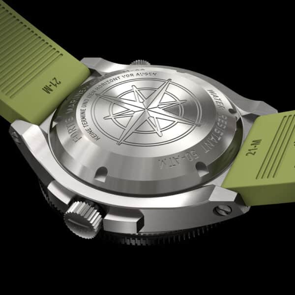 FORTIS Marinemaster M-44 Woodpecker Green auf Horizon Strap F8120019