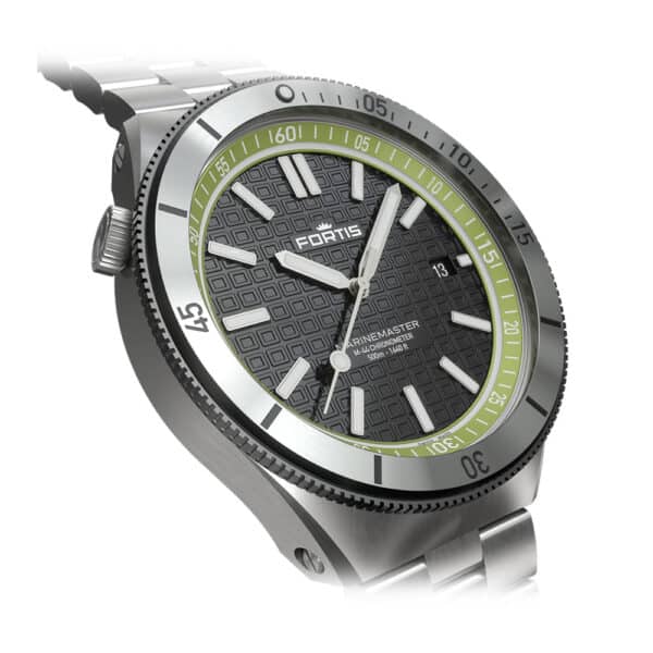 FORTIS Marinemaster M-44 Woodpecker Green auf Block Bracelet F8120020