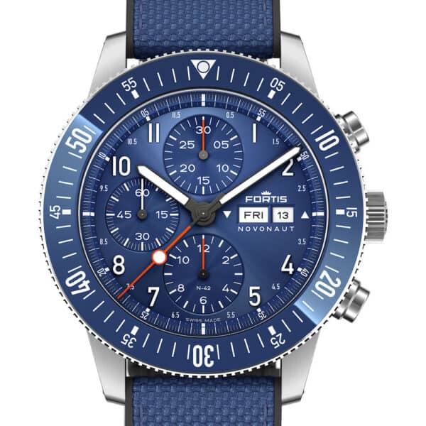 FORTIS Novonaut N-42 Cobalt Blue Edition auf Hybrid Strap F2040013