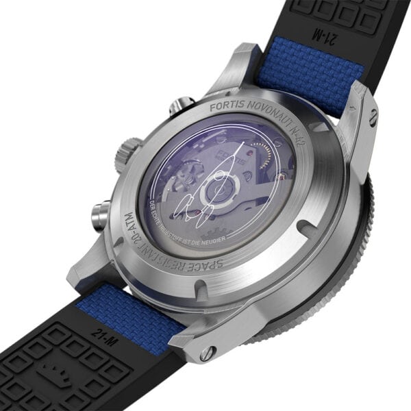 FORTIS Novonaut N-42 Cobalt Blue Edition auf Hybrid Strap F2040013