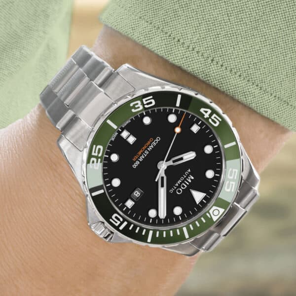 MIDO Ocean Star Diver 600 M026.608.11.051.01 Chronometer